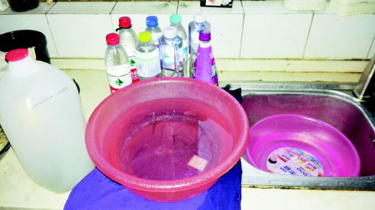 ����ͣ�˃ɻ�ˮ �@����ô�k��